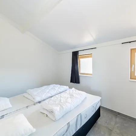 Cozy Polder House For Families *