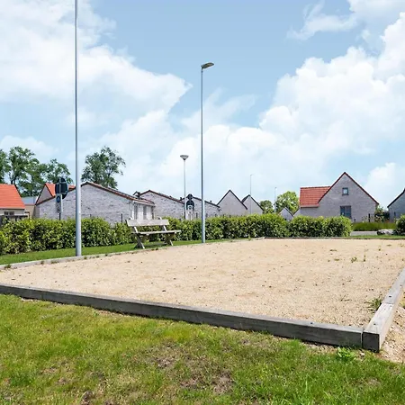 Cozy Polder House For Families